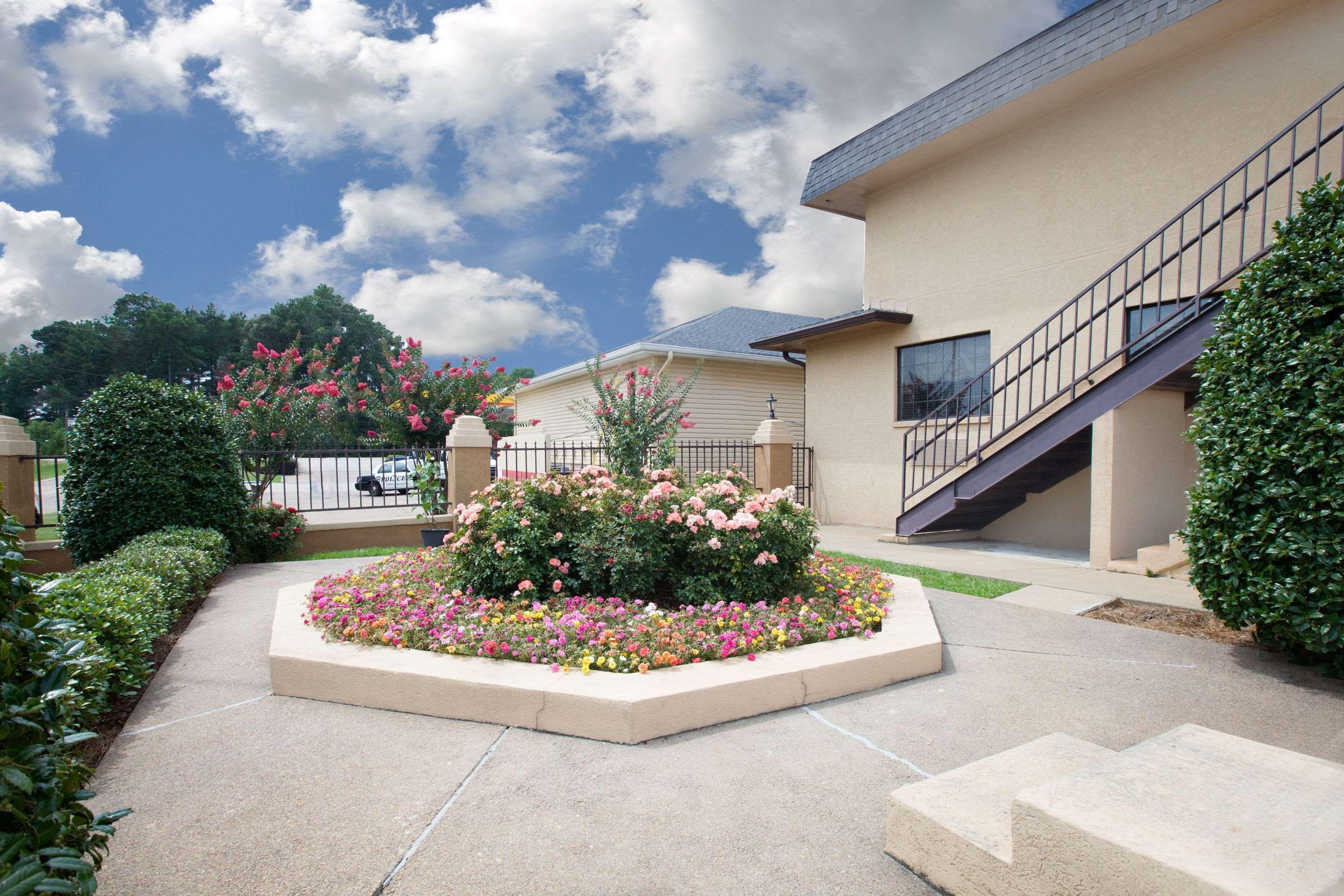 Days Inn By Wyndham Ruston La Exterior photo